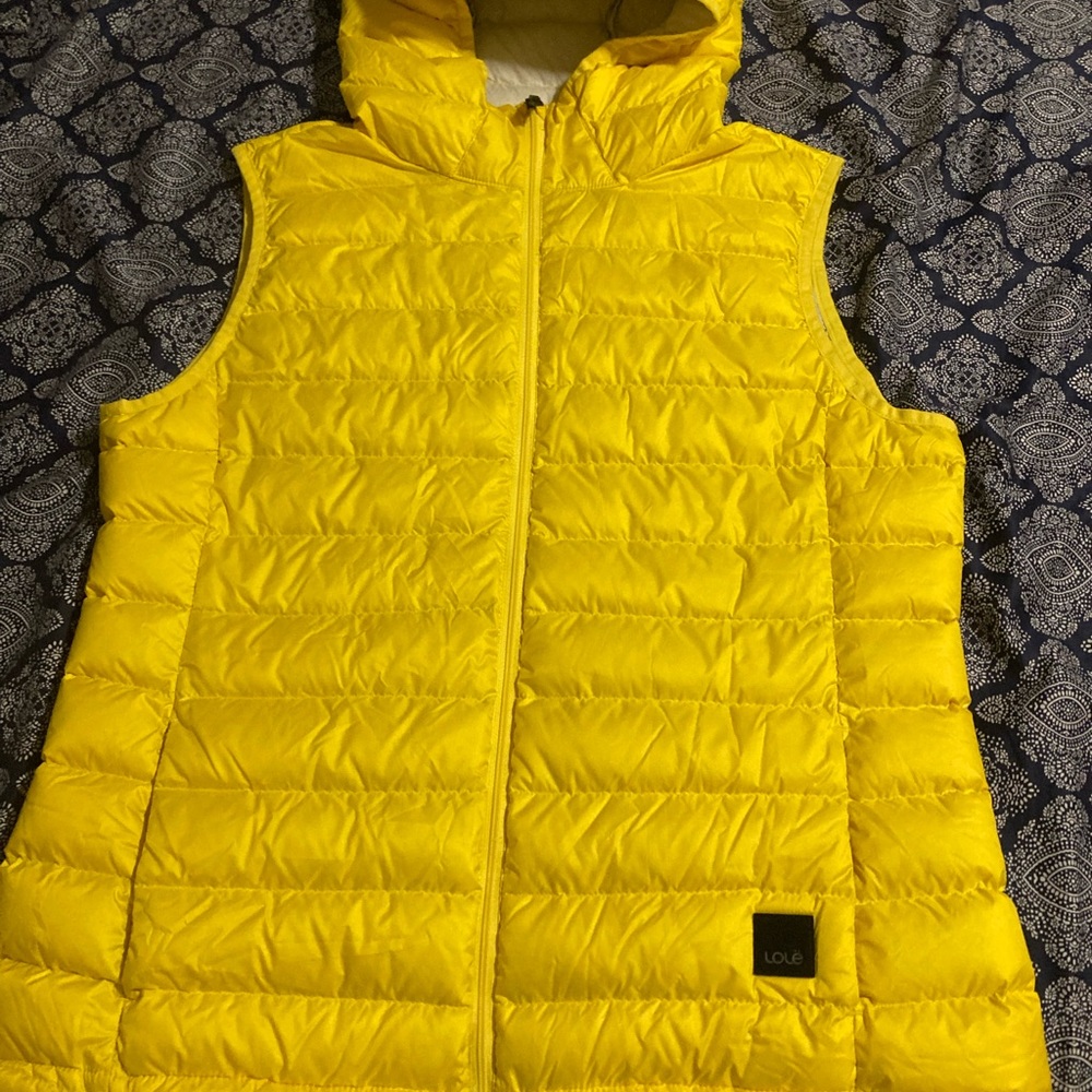 Lole brand women’s sleeveless jacket